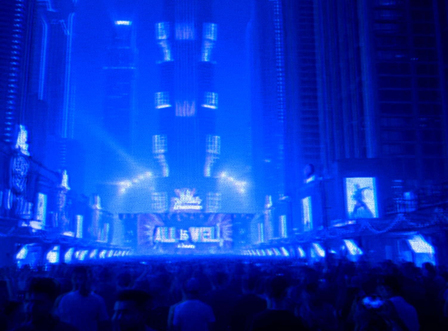 DUBAI: THE “All-is-Well” HYPER-FESTIVAL™